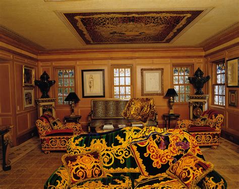 gianni versace casa casuarina